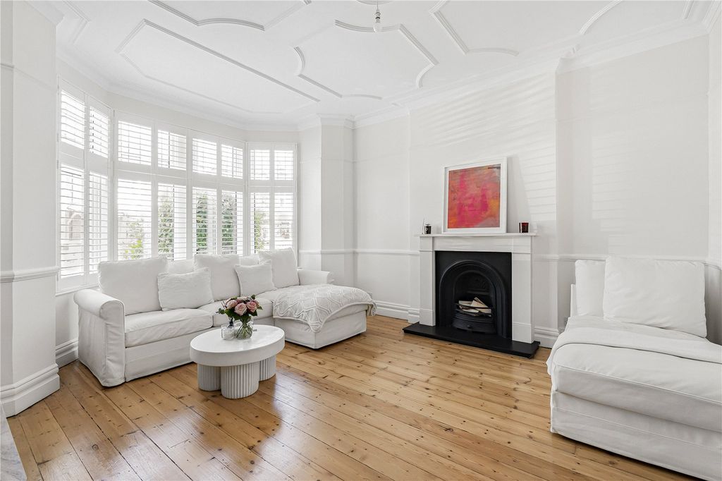 Property photo 3 of 14 Reception Room