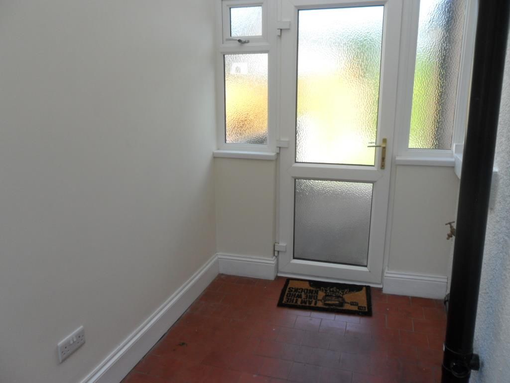 Property photo 2 of 12 -1470666516-018.Jpg