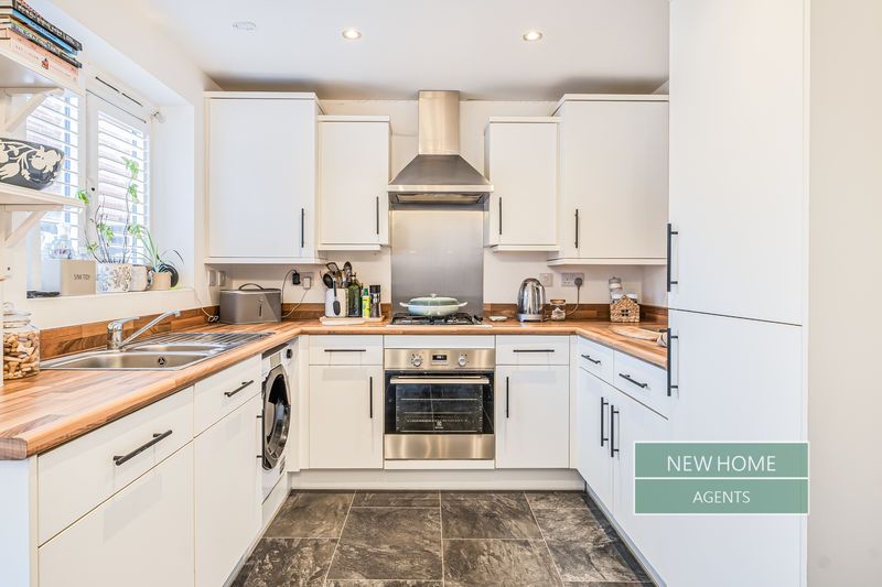 Property photo 3 of 16 Photo 16