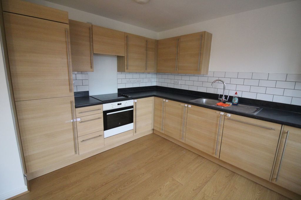 Property photo 2 of 11 Img_0622