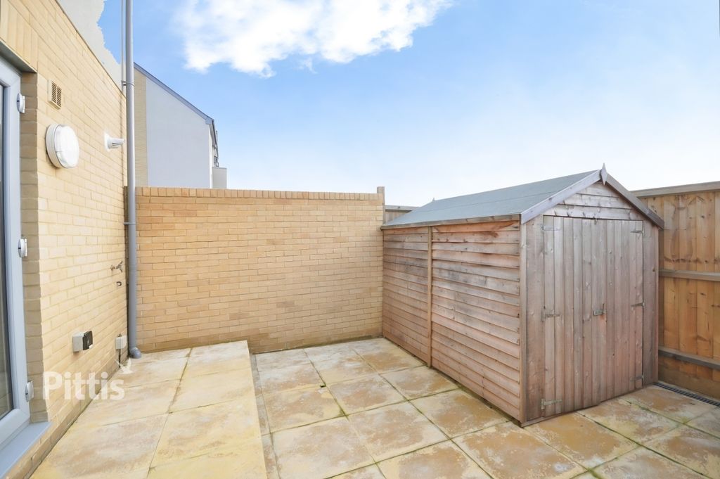 Property photo 2 of 16