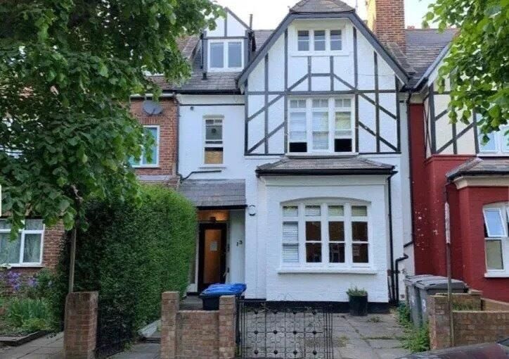 Property photo 2 of 7 272Dbbe159E2Ef4Bdfb892B048F098cc