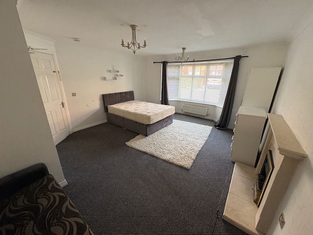 Property photo 3 of 7 Bedroom 1