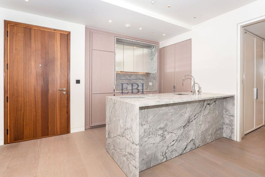 Property photo 2 of 17 Picture No. 40