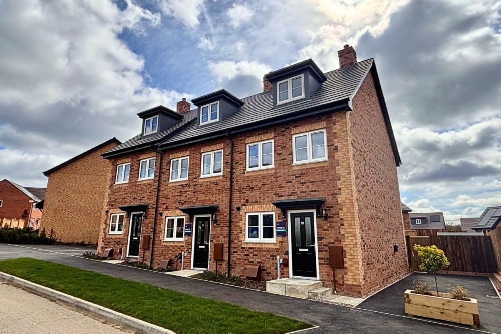 Property photo 1 of 9 The Leigh