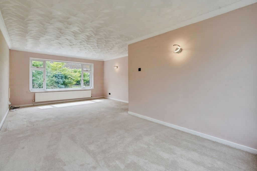 Property photo 3 of 16 Image 3