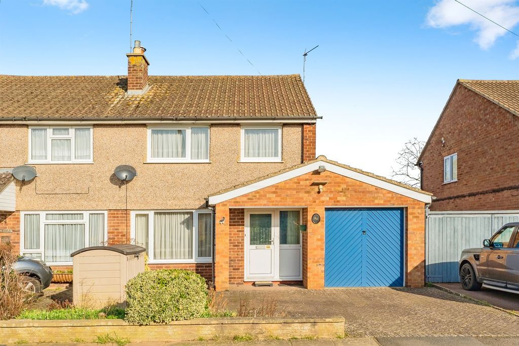 Property photo 1 of 17