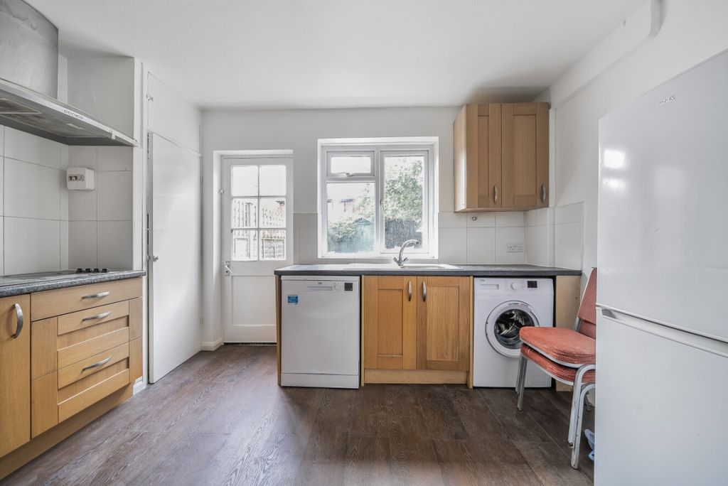 Property photo 2 of 14 1153115 (4)