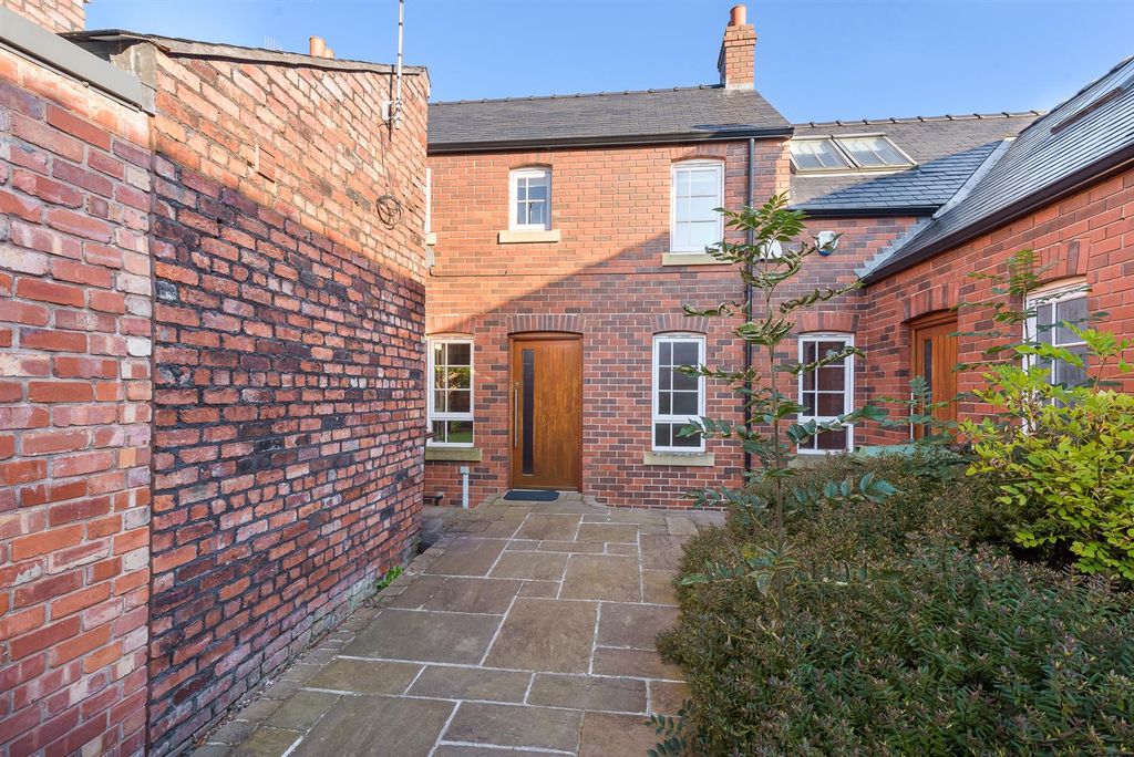 Property photo 1 of 27 Untitled (1 Of 14).Jpg