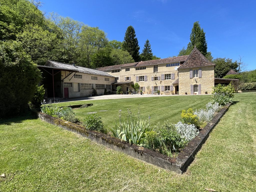 Property photo 1 of 26