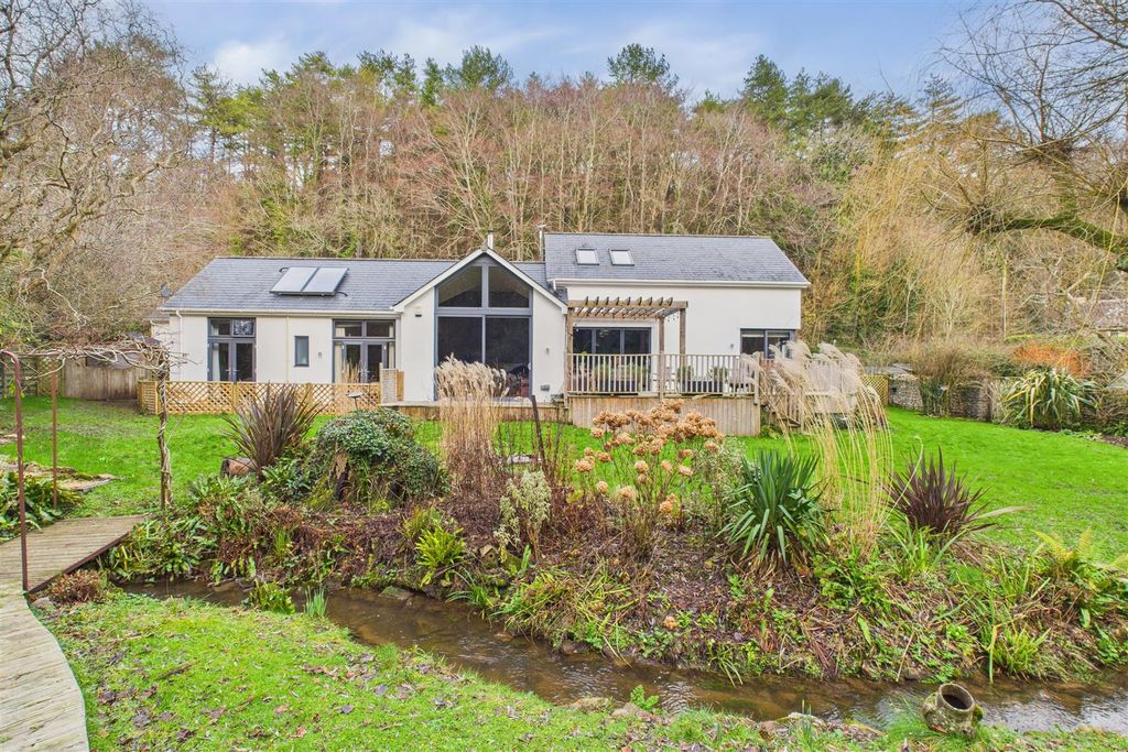 Property photo 1 of 29