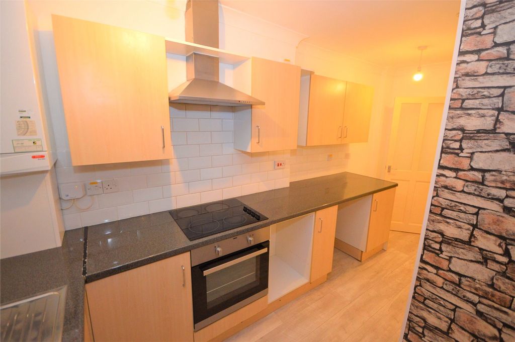 Property photo 3 of 8 Dining Kitchen 3