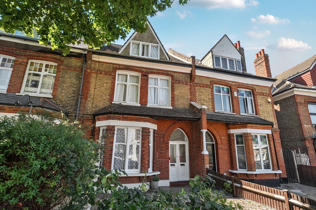 Property photo 1 of 14 3-6A7B16Bdb0F48-1...