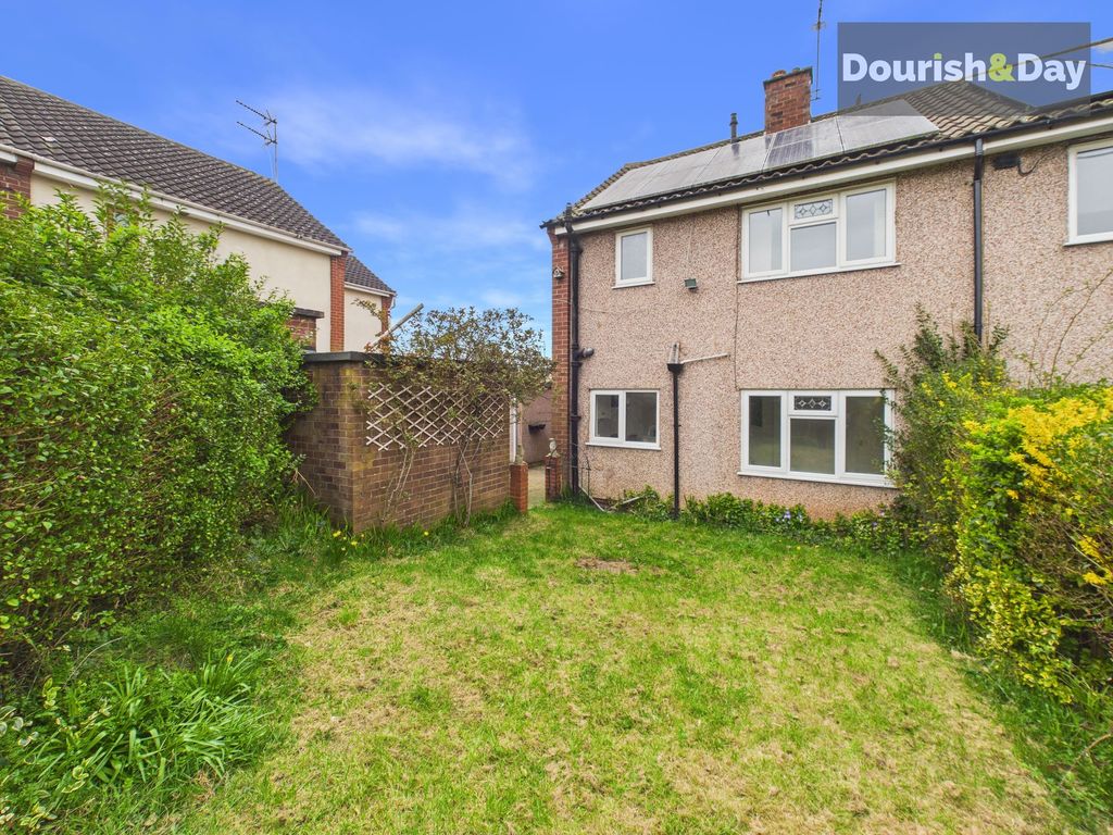 Property photo 3 of 17