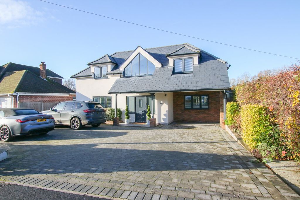 Property photo 1 of 29