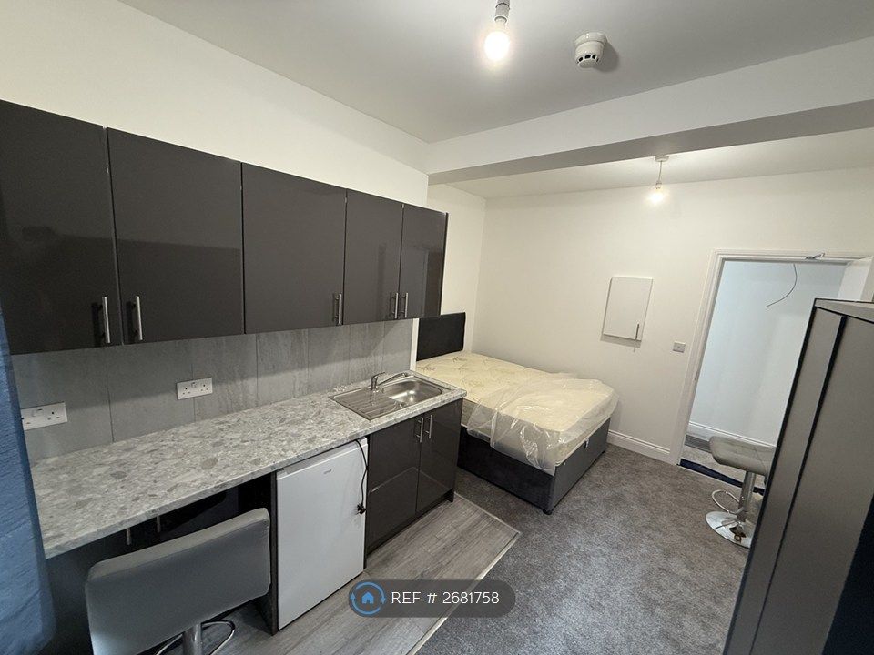 Property photo 1 of 3