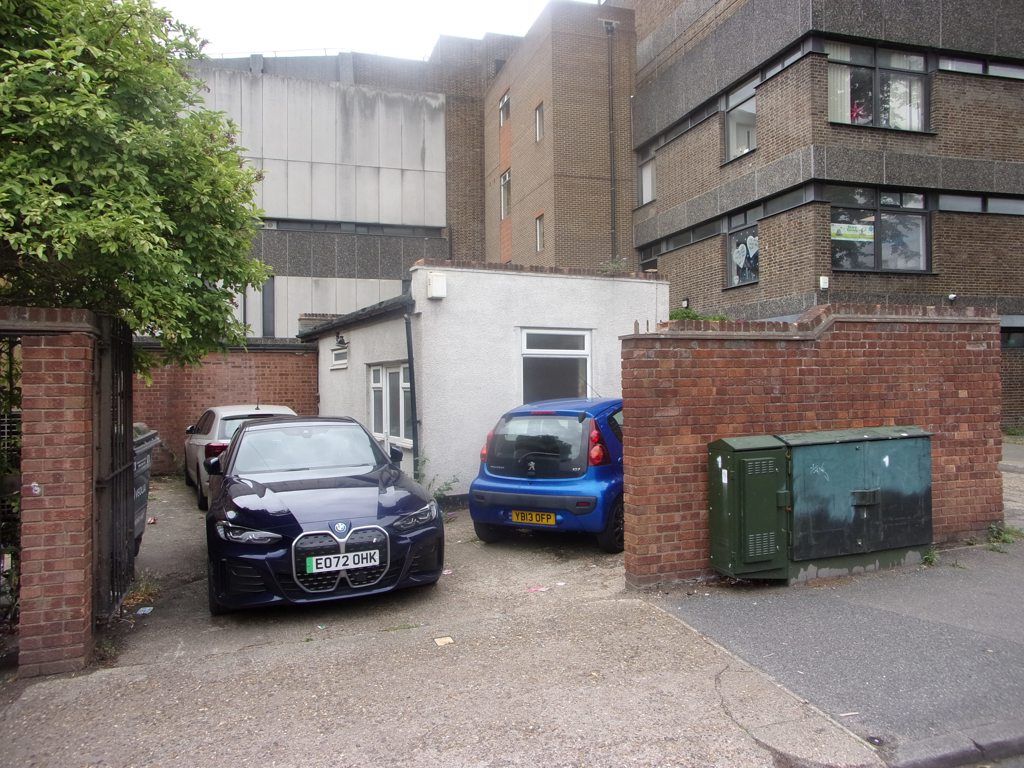 Property photo 2 of 2 Photo 2