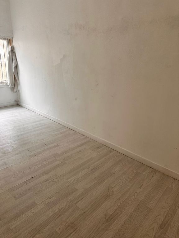 Property photo 2 of 3