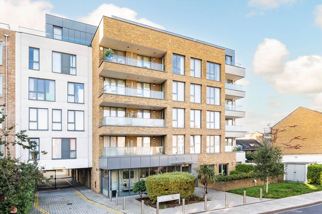 Property photo 1 of 4