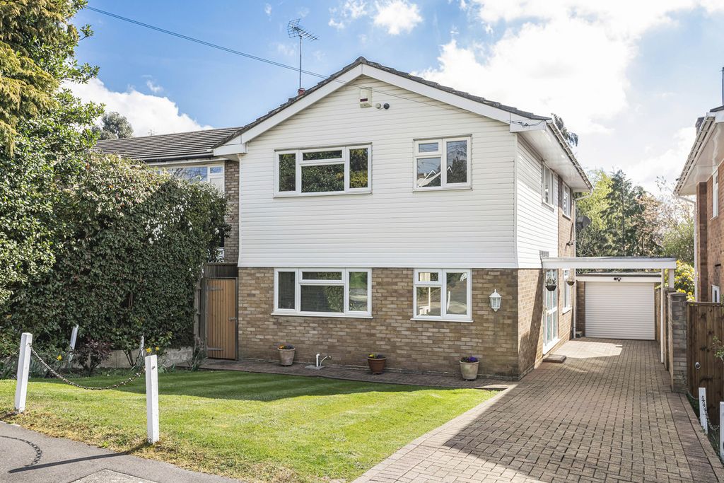 Property photo 1 of 17