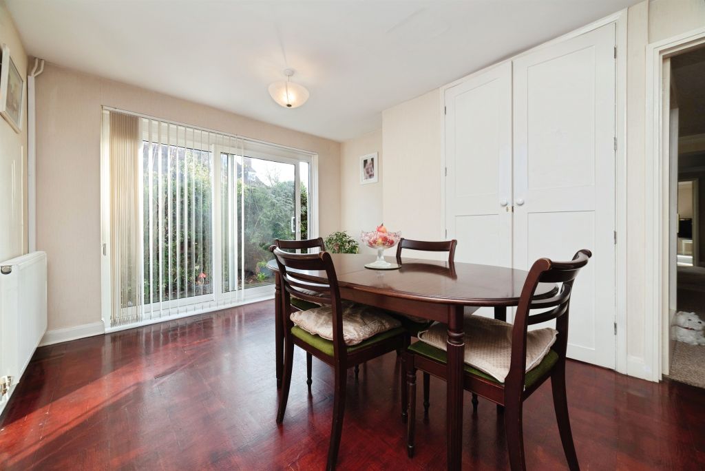 Property photo 3 of 24