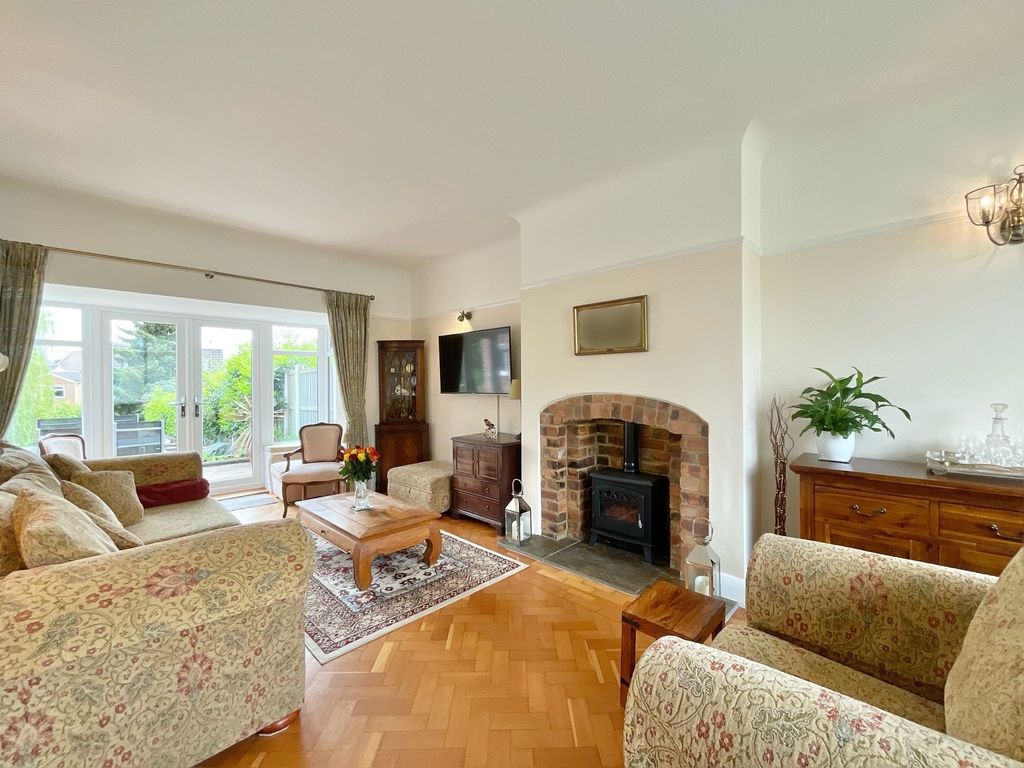Property photo 2 of 41