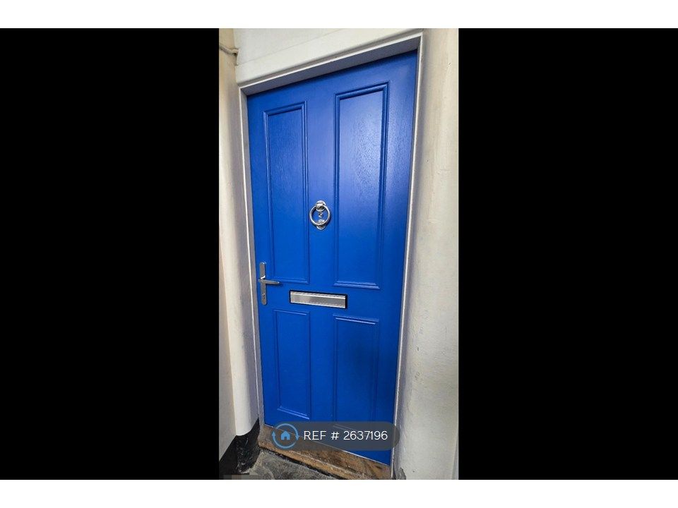 Property photo 2 of 13 Flat Entrance Door