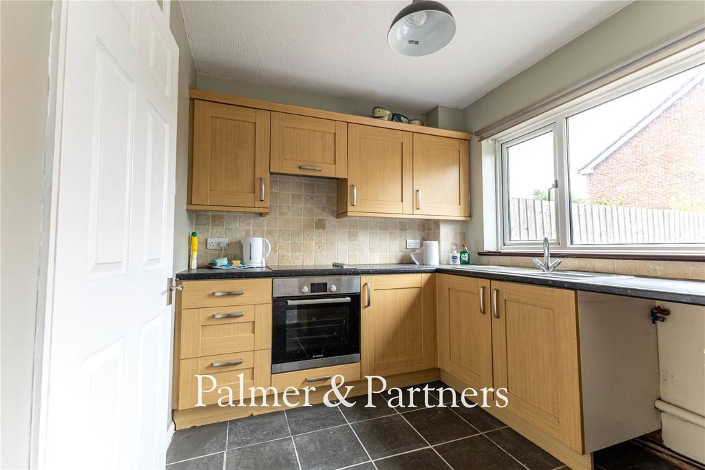 Property photo 3 of 15 Picture No. 06