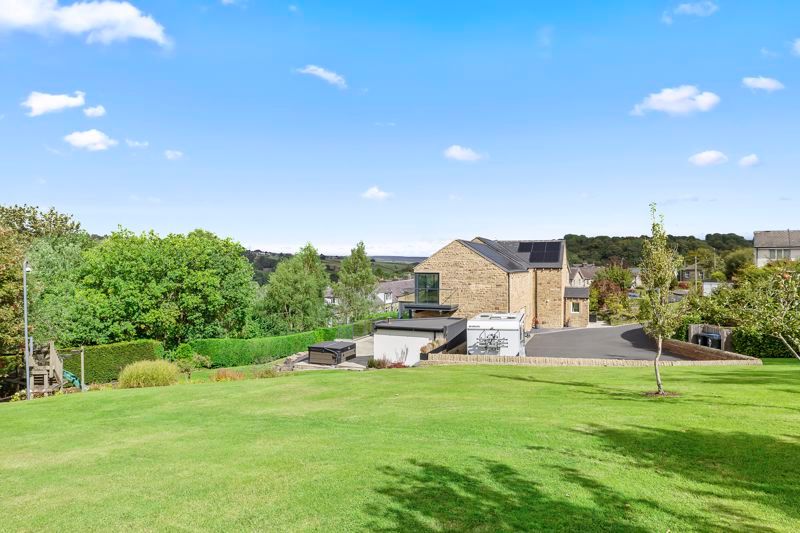 Property photo 3 of 46 Photo 39