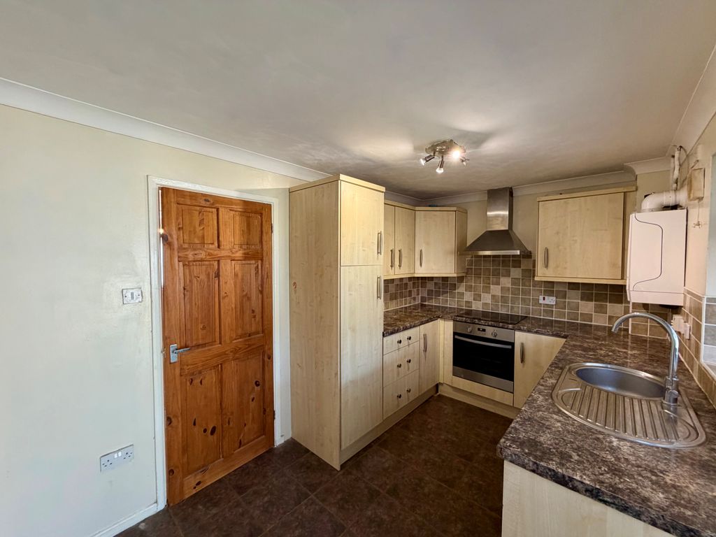 Property photo 2 of 11 View