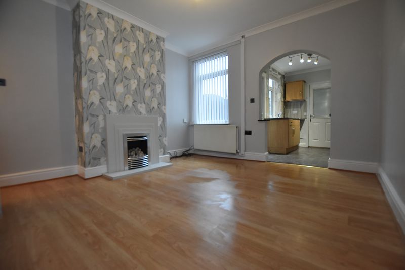 Property photo 2 of 14 Photo 33