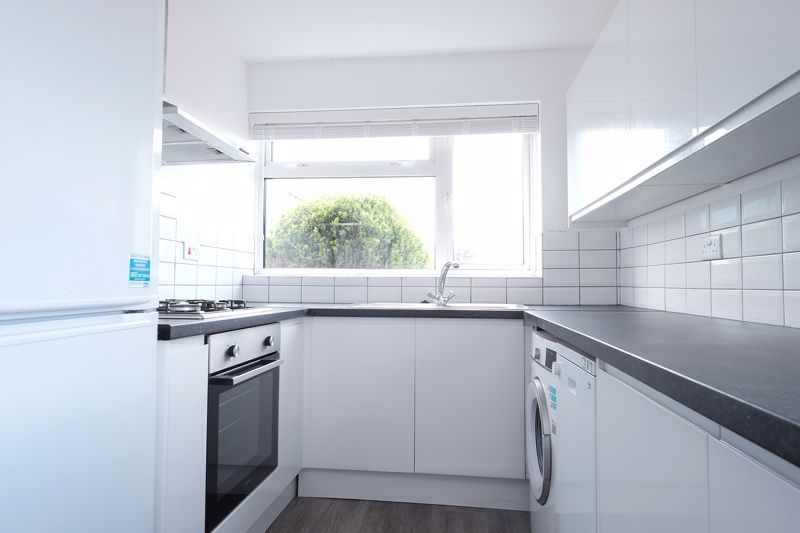 Property photo 3 of 13 Kitchen