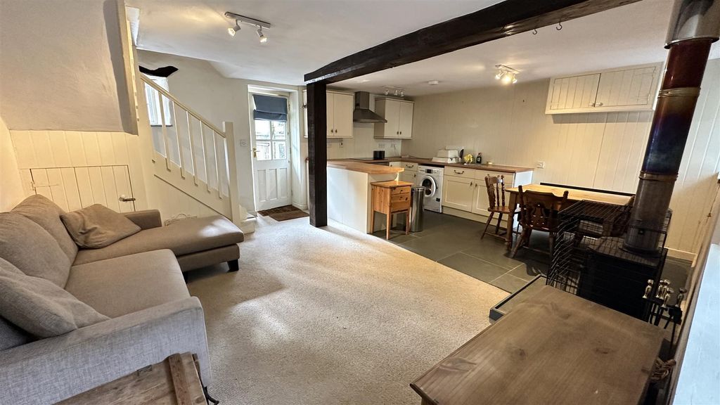 Property photo 3 of 16 20251016_113809184_Ios.Jpg