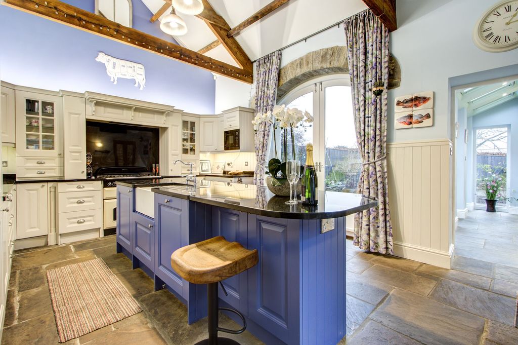 Property photo 3 of 45 Kitchen