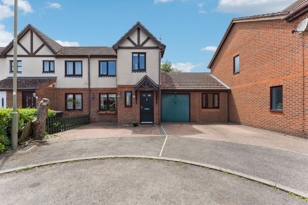 Property photo 1 of 13