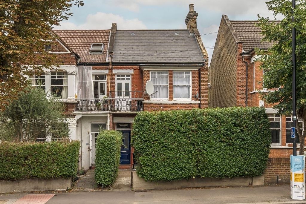 Property photo 1 of 1