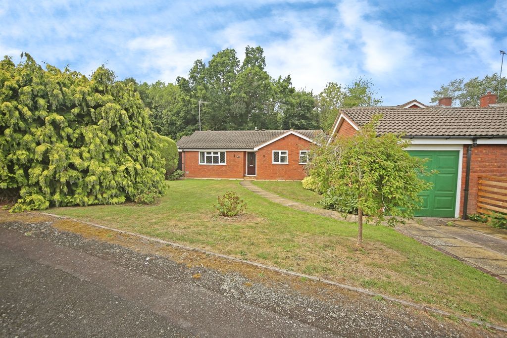 Property photo 1 of 17