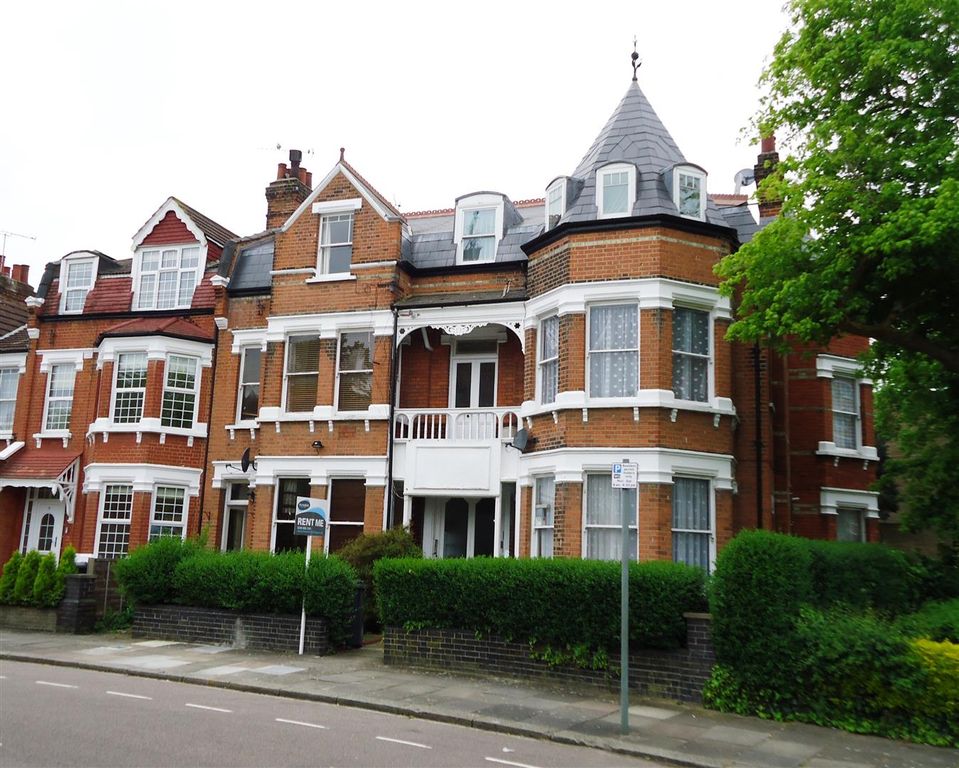 Property photo 1 of 7 Braemar Avenue N22