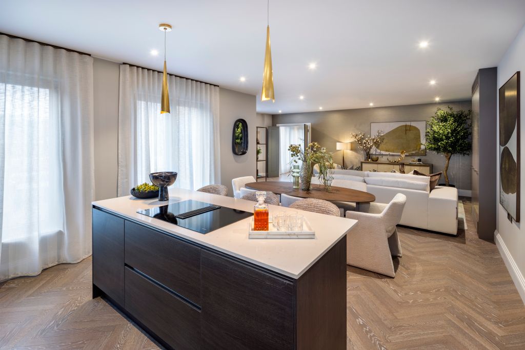 Property photo 1 of 10 Molyneux Flat 32_006.Jpg