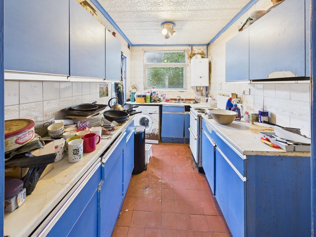 Property photo 3 of 8