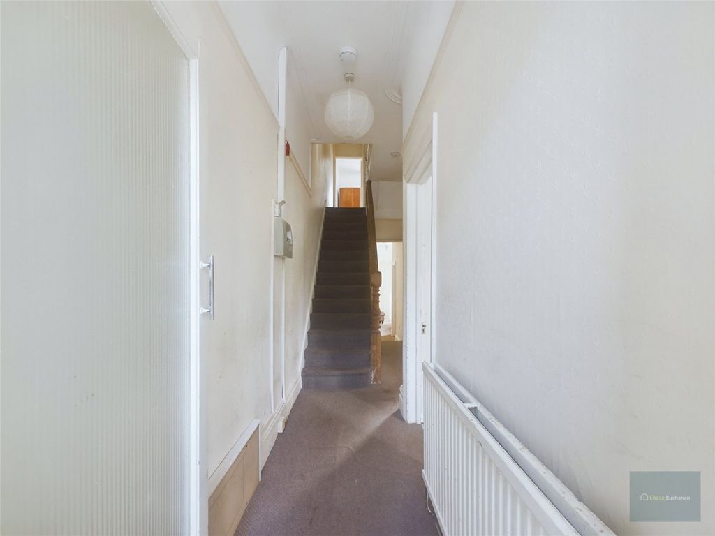 Property photo 2 of 14 Picture No. 11