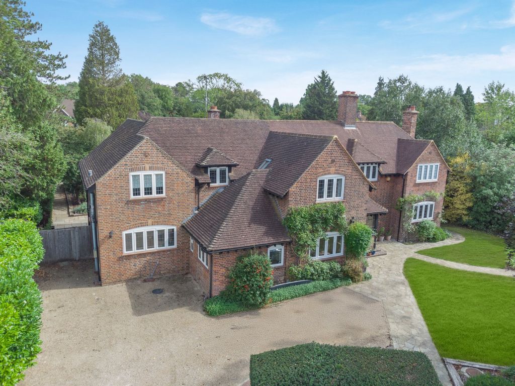 Property photo 1 of 25 Picture No. 05