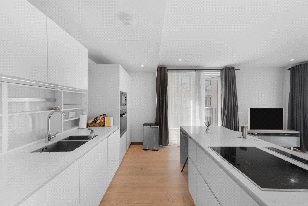 Property photo 3 of 21 Picture No. 06