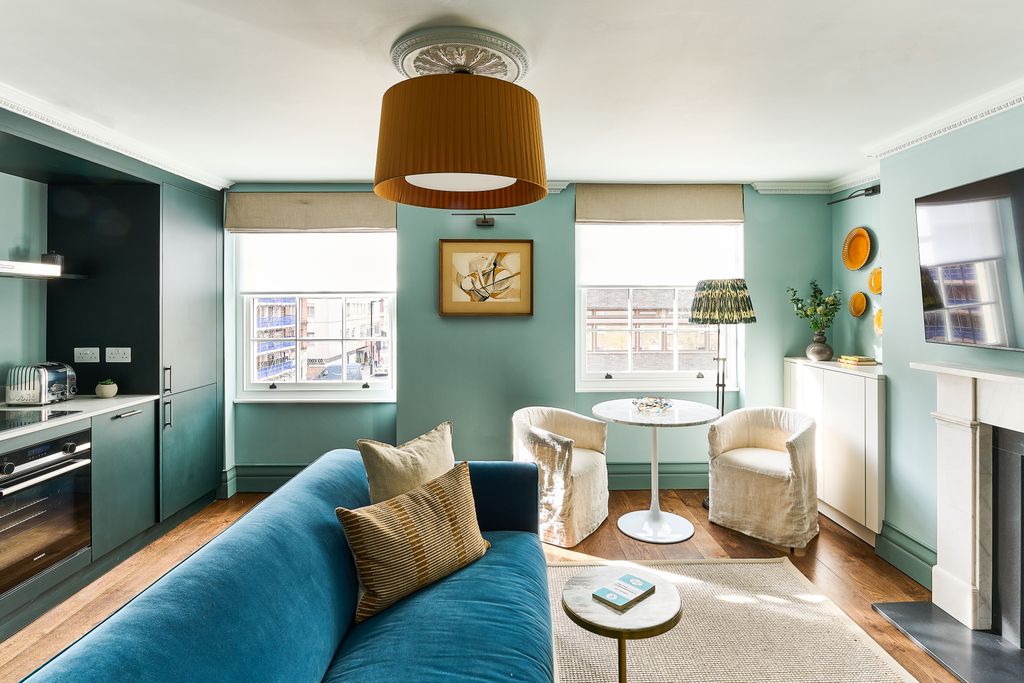 Property photo 1 of 6