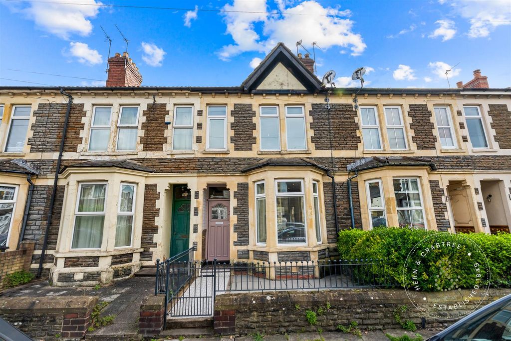 Property photo 1 of 54 Moorland-Road-26.Jpg