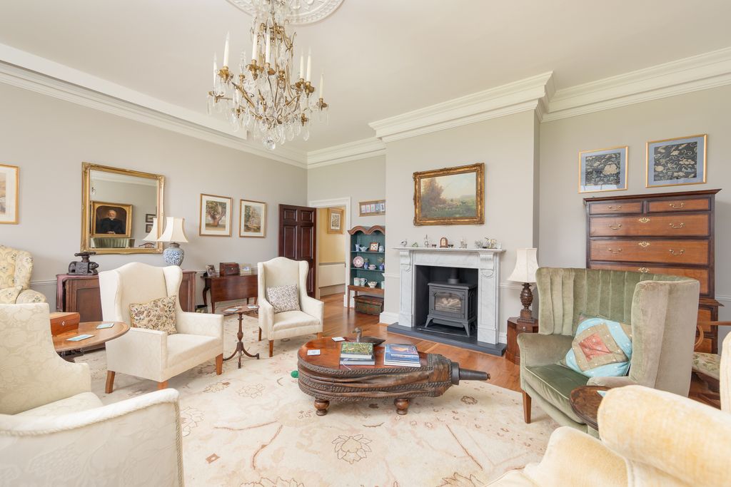 Property photo 2 of 21 Drawing Room