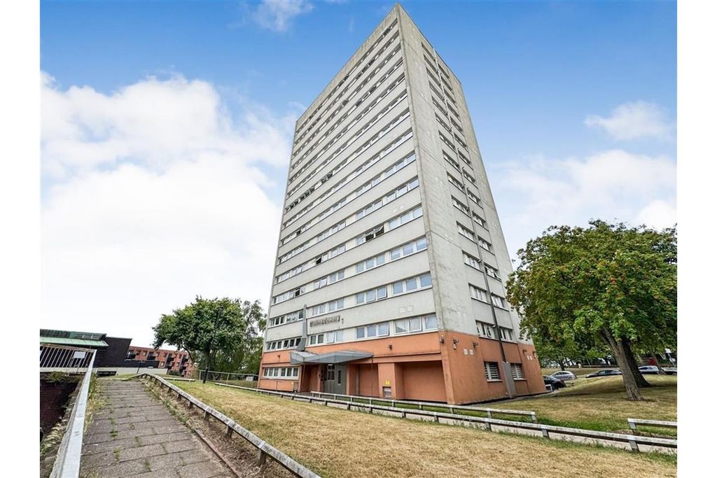 Property photo 1 of 1