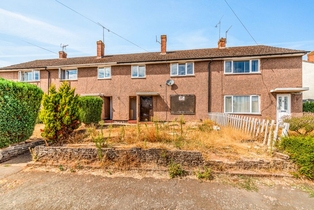 Property photo 1 of 12
