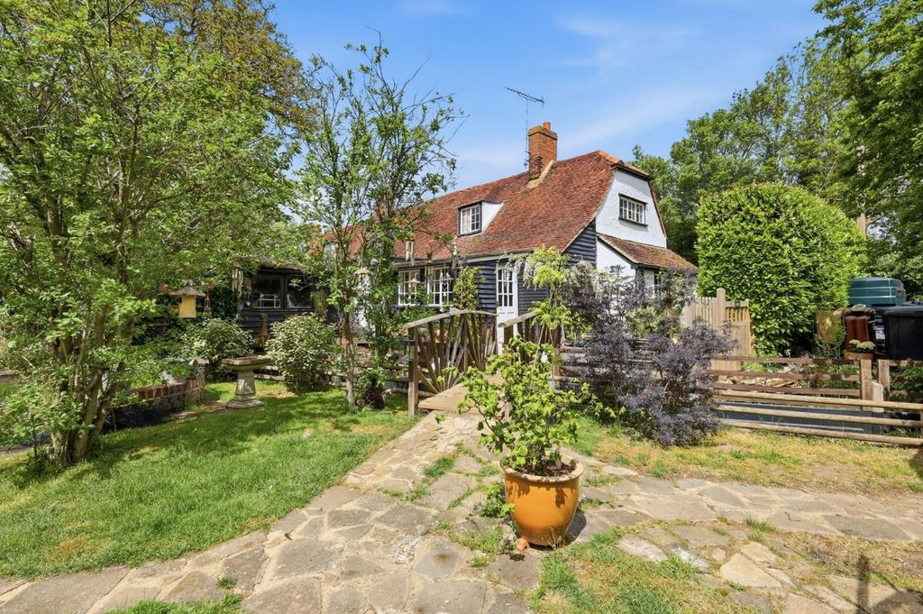 Property photo 2 of 30