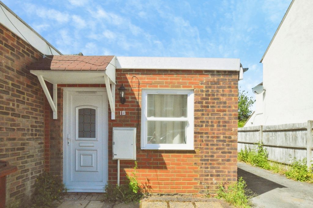 Property photo 1 of 7